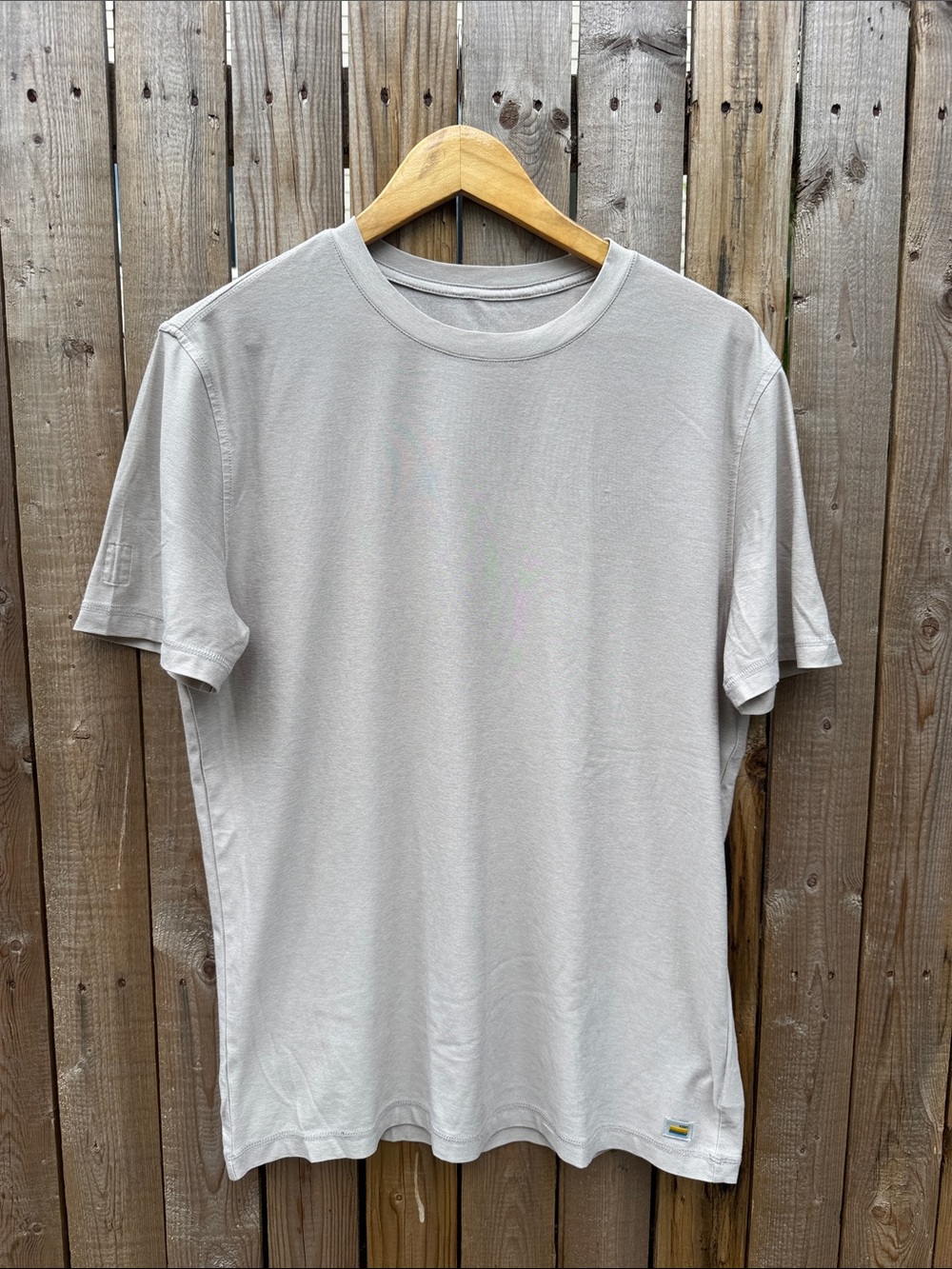 Vuori Men's Crew Tee in Light Gray